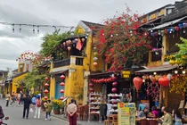 Không khí Tết cổ truyền ở phố cổ Hội An