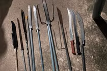 Bình Thuận: Bắt khẩn cấp đối tượng dùng hung khí giải quyết mâu thuẫn 