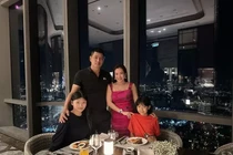 Ngưỡng mộ cách nuôi dạy con của vợ chồng Bình Minh- Anh Thơ