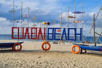 Lặng ngắm bãi biển Cửa Đại hồi sinh