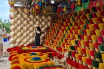 “Sống ảo” triệu view giữa làng hương hàng trăm năm tuổi ở Huế