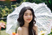 Nhan sắc đẹp như hoa hậu của con gái lớn nhà Quyền Linh