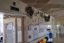 Cận cảnh bệnh viện sản - nhi lớn nhất miền Trung xuống cấp nghiêm trọng