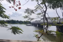 Chiêm ngưỡng cây cầu nhiều lần gãy nhịp nhất Việt Nam