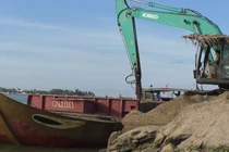 Quảng Nam: Bến thuỷ nội địa hết phép vẫn ngang nhiên hoạt động