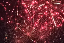 Lễ hội pháo hoa Đà Nẵng 2024: Đội chủ nhà thi đấu “lên tay“