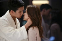 Đi ăn cưới đồng nghiệp, bất ngờ khi chú rể là chồng cũ 