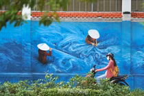 Bức bích họa ấn tượng giữa trung tâm TP HCM