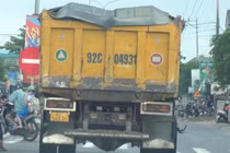 Quảng Nam buộc doanh nghiệp vận tải cắt thành, thùng... thị xã Điện Bàn vẫn nhan nhản