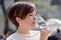  Ngọc Huyền: Tuổi hưu bình yên, được tặng danh hiệu NSND