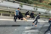 Cán bộ Ban Tổ chức tỉnh Yên Bái tai nạn tử vong trên cao tốc