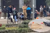 Đâm vào gốc cây khi đi lễ chùa, người phụ nữ tử vong