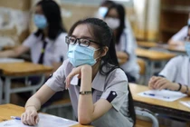 Chép lại đề 3 lần, thí sinh ở TP.HCM bị 0 điểm môn Ngữ văn