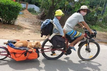 Bán hết tài sản, cặp vợ chồng Vũng Tàu đạp xe chở 2 con nhỏ đi phượt khắp Việt Nam