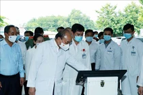 Chủ tịch nước Nguyễn Xuân Phúc tiếp xúc cử tri huyện Củ Chi và Hóc Môn