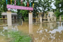 Thừa Thiên-Huế: Mưa lớn lũ lên, nhiều nơi bị ngập sâu
