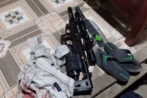 Công an làm rõ vụ việc đối tượng cầm súng vào nhà hành hung con nợ