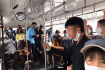 Dịch Covid-19: Từ 0h ngày 28/3, toàn bộ các xe bus ở Hà Nội ngừng hoạt động