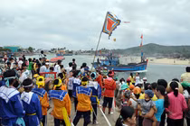 Tết Tân Sửu 2021: Những lễ hội đầu năm của ngư dân Việt Nam