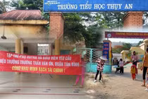 Hiệu trưởng không đứng lớp vẫn nhận tiền phụ cấp: Không đáng 2 chữ người thầy