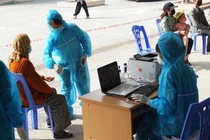 Quảng Ninh: Hơn 1.000 người xin xét nghiệm COVID-19 tự trả phí 