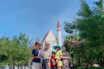 Tết xa quê, băn khoăn không biết nên ở hay về?!