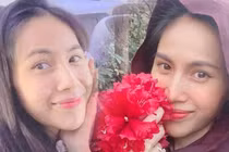 Dù để mặt mộc, Thủy Tiên cũng không quên tô vẽ 