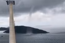 Video: Kinh hãi vòi rồng xuất hiện gần cáp treo ở Phú Quốc