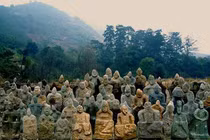 Kỳ bí ngọn núi xuất hiện 5.000 bức tượng “người lính cõi âm" 