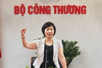 Khởi tố nguyên Thứ trưởng Hồ Thị Kim Thoa: Thu 50 tỷ bán cổ phiếu... có bị xung công?