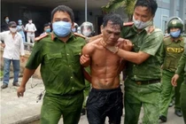 Giải mã hành động ném “bom xăng” Bệnh viện Quảng Ngãi của gã trai 8X?