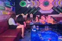 Tin nóng ngày 29/6: Karaoke múa thoát y với giá 500.000đ mỗi lần