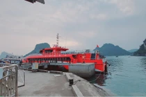 Quảng Ninh: Bến cảng đìu hiu, tàu thuyền nằm im 1 chỗ mùa COVID-19