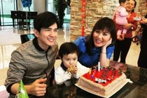 Loạt ảnh đáng yêu của con trai Đan Trường khi tự cách ly tại biệt thự ở Mỹ