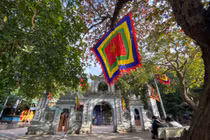  Linh thiêng ngôi đền Chợ Củi bên dòng sông Lam