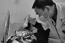 Vừa sạc điện thoại vừa sử dụng và những cái chết thương tâm 