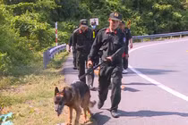  Được phép tiêu diệt phạm nhân nguy hiểm trốn trại Triệu Quân Sự