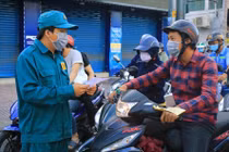 Người dân TPHCM cần mang giấy tờ gì để qua chốt kiểm soát dịch?