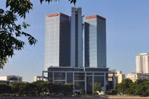 Các công ty bảo hiểm trong nước phản ứng với quy chế đấu thầu của PVN