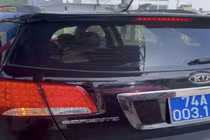 Xe biển xanh không chịu nộp phí BOT gây ùn tắc giao thông