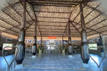 Độc đáo ngôi nhà làm từ vỏ bom, đạn chiến tranh