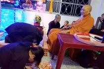 Tiết lộ lý do đệ tử quỳ lạy, tôn sùng Lê Tùng Vân