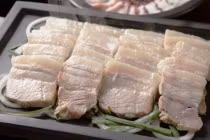 Luộc thịt không cần một giọt nước vẫn ngọt mềm, không khô, không hôi