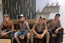 200 thanh niên phá quán ốc Sài Gòn: Tiền công 100k có đáng “bán mạng”?