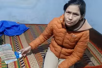 Bắt quả tang người phụ nữ chuyên trộm tiền người bán thịt lợn 