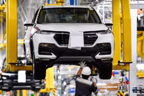 Định giá VinFast cao hơn Ford, ngang Honda?