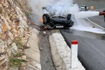 Xe lật trên đường đi chùa Yên Tử, 1 người chết tại chỗ