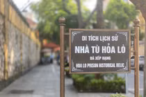 Nhà tù Hoả Lò, khu di tích lịch sử “hot” nhất hiện nay