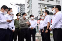 Thủ tướng tháo gỡ khó khăn gì để giúp TP.HCM chống dịch?