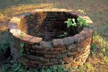 Nghệ An: 2 con bàng hoàng phát hiện bố mẹ tử vong bất thường